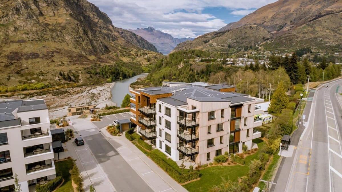Rehia At La Residence Du Parc Queenstown Exterior photo