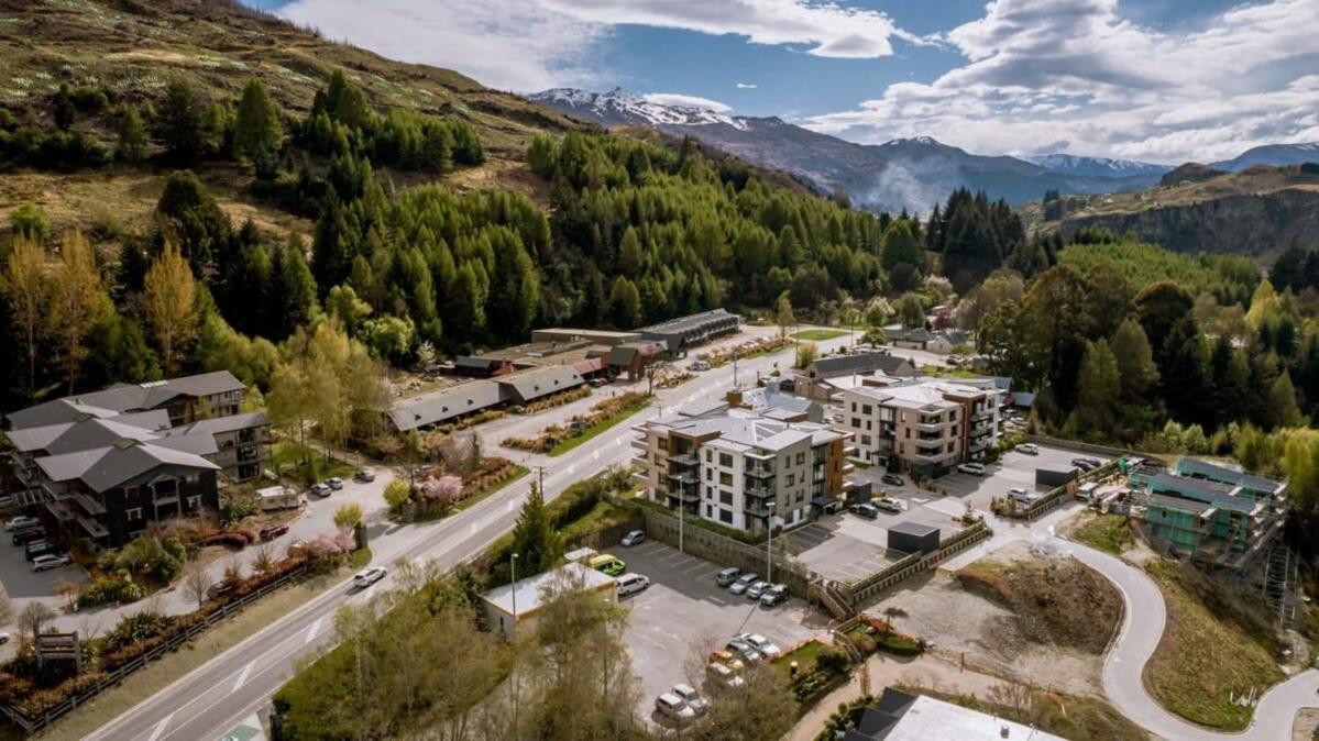 Rehia At La Residence Du Parc Queenstown Exterior photo